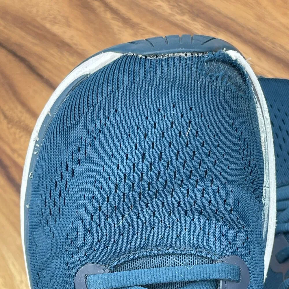 Topo athletic ultrafly